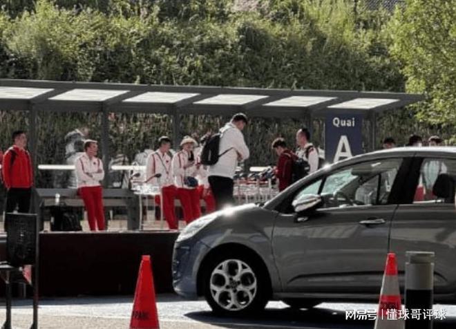 中国女篮抵达北京，遭球迷冷漠，看来球迷的心是已到伤心处了